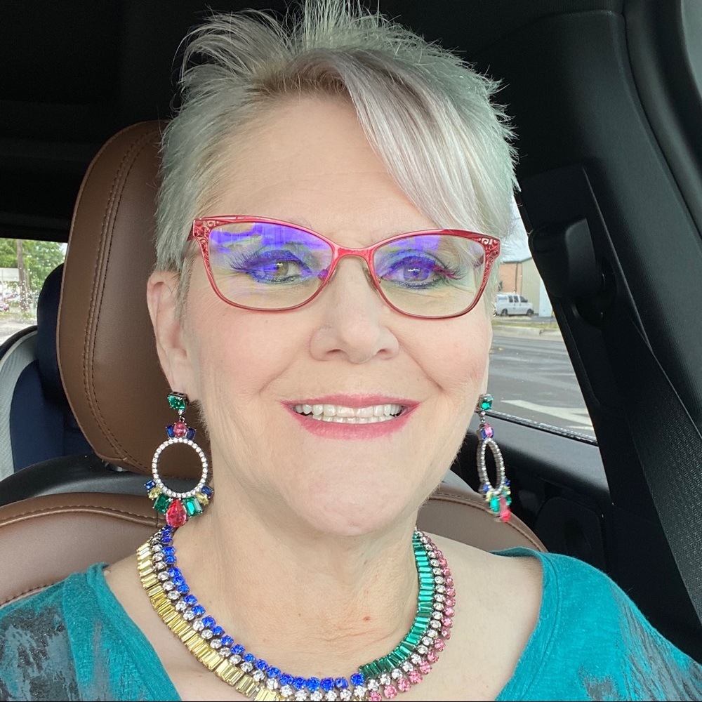 Meet your Posher, Terri